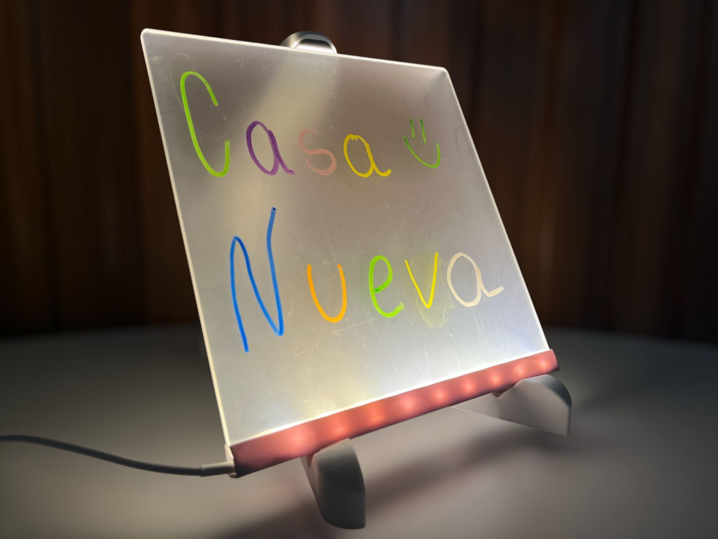 Pizarra LED de 15x15cm + lapices de colores