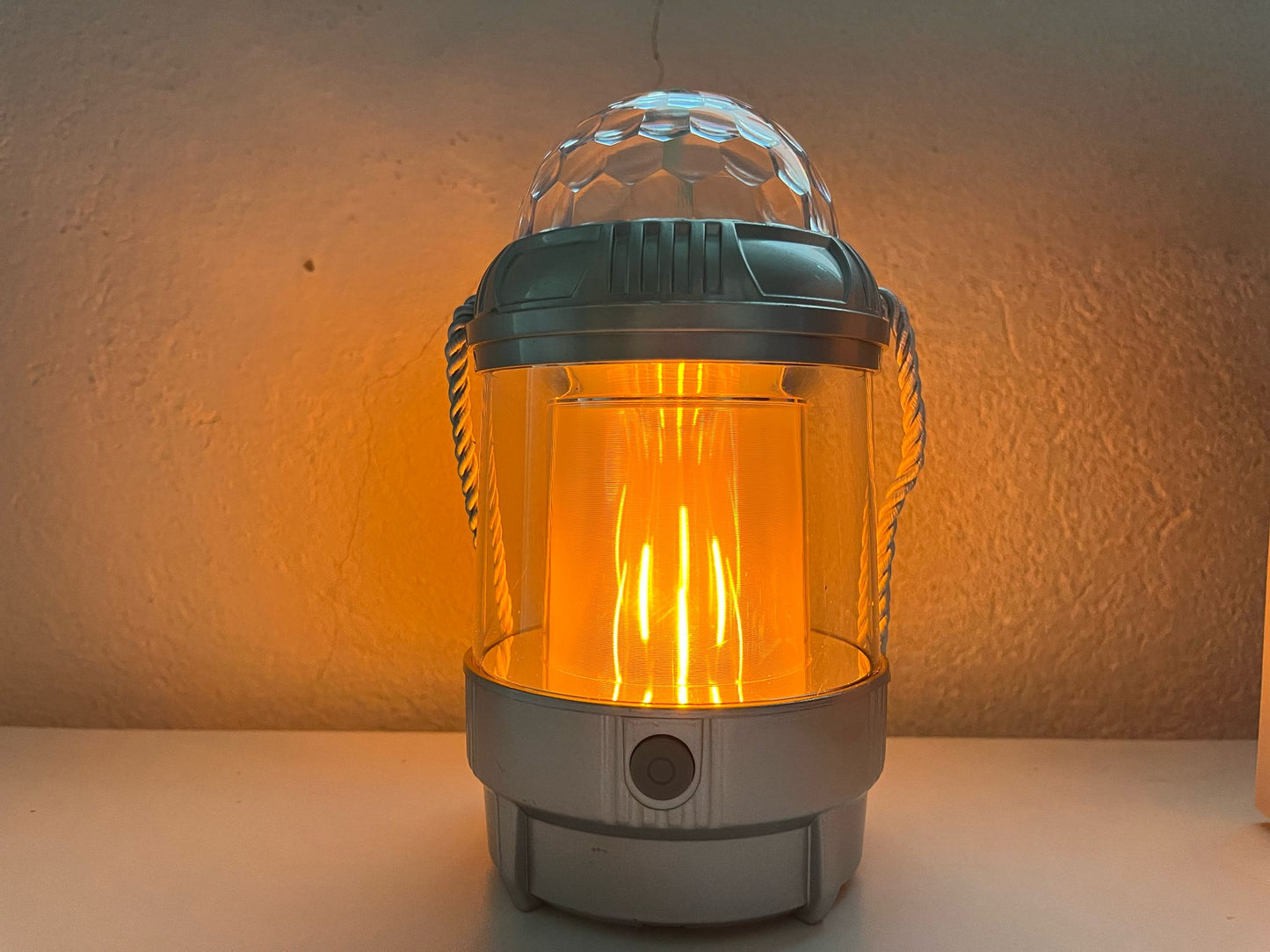 Farol Luz Cálida Fría con Proyector de Luces de Colores
