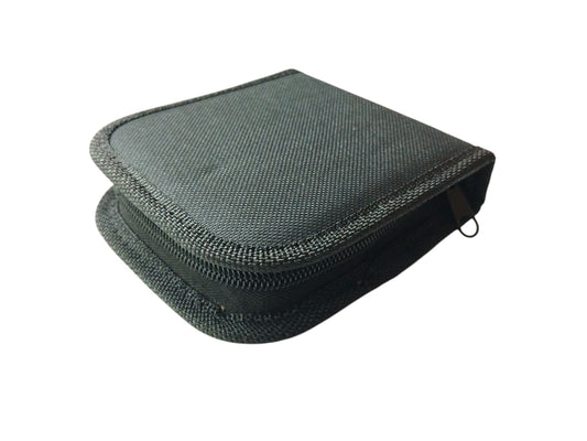 Set Hilos de Colores con Agujas en Estuche