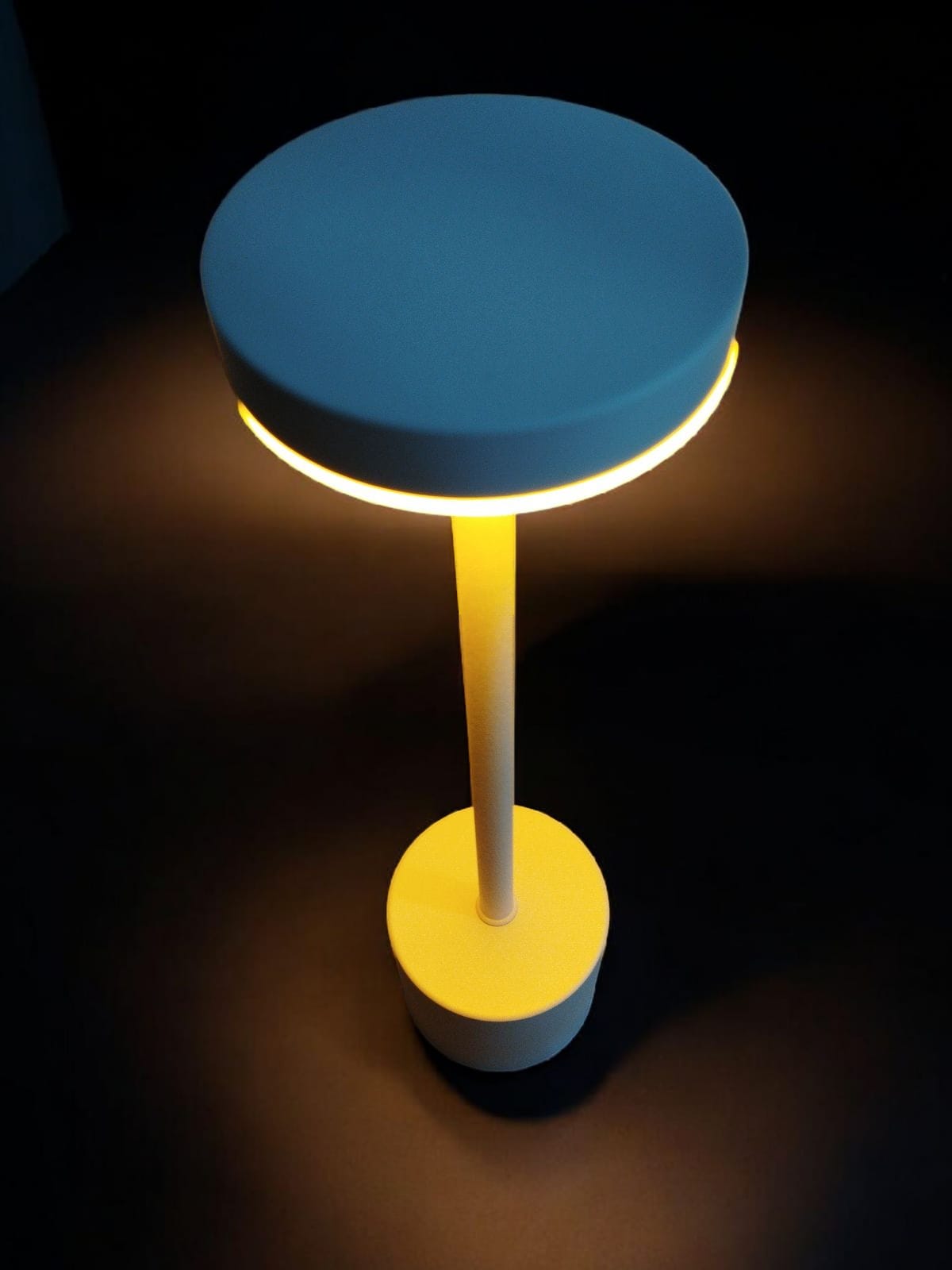 Lampara de Mesa USB Recargable Portable