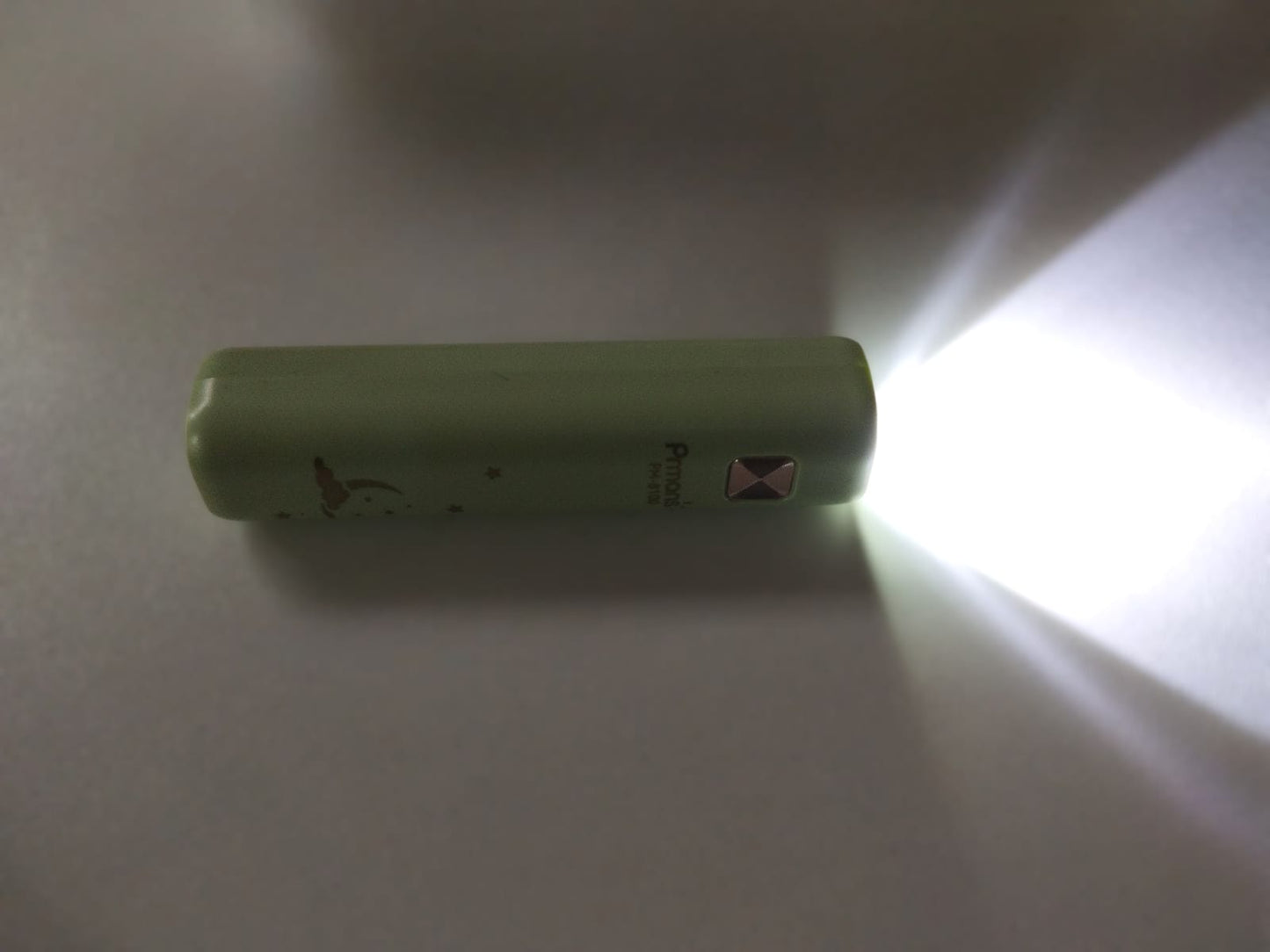 Linterna USB Portable Ligera Llavero 9cm x 2cm