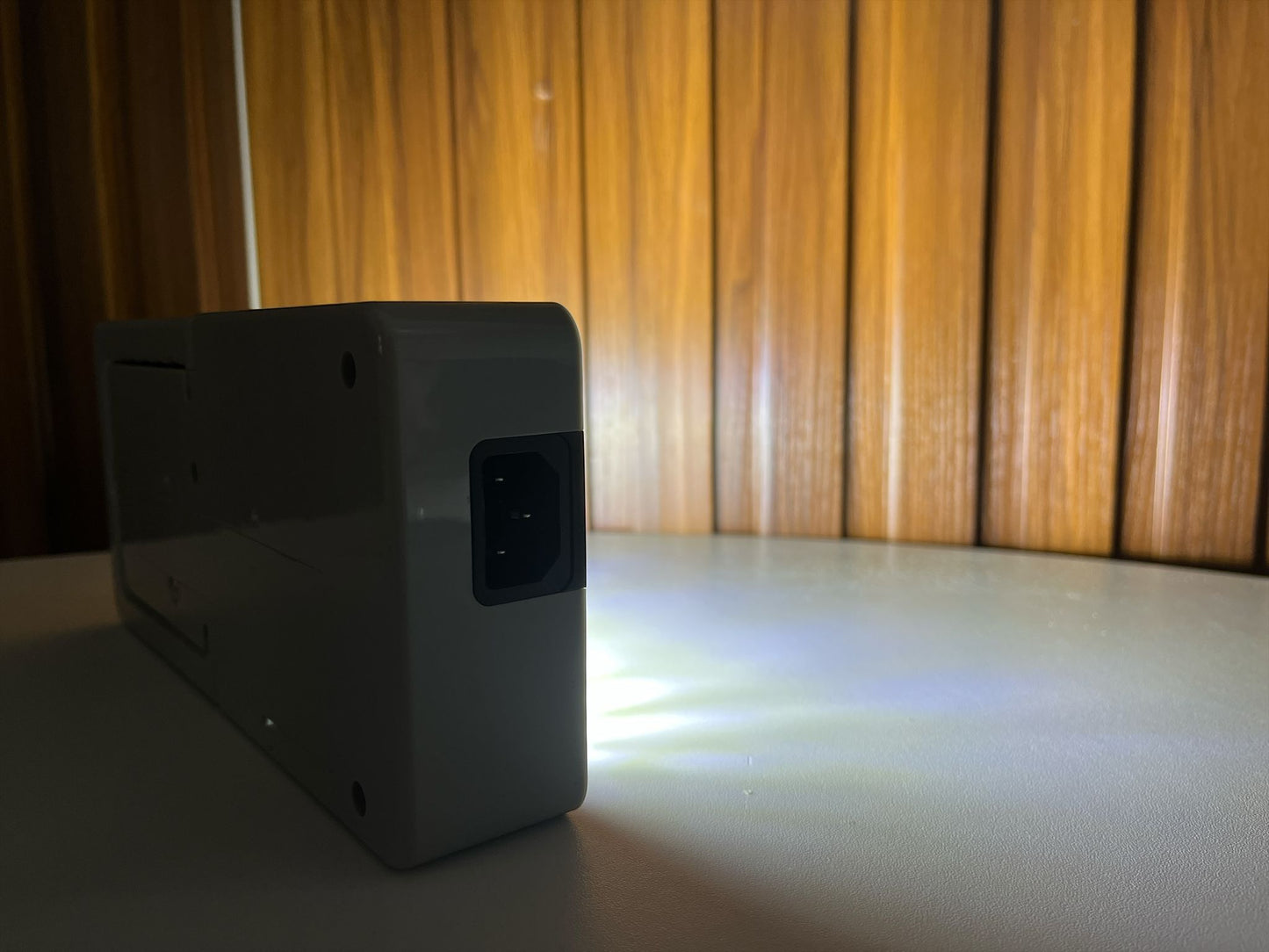 Luz + conecciones portatil