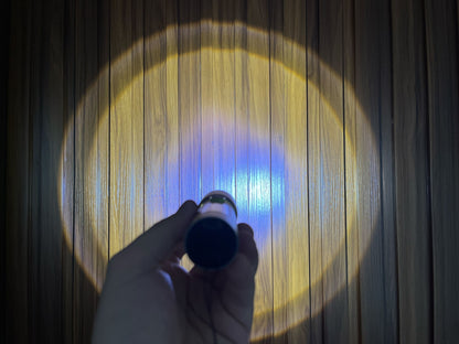 Linterna plateada + luz lateral