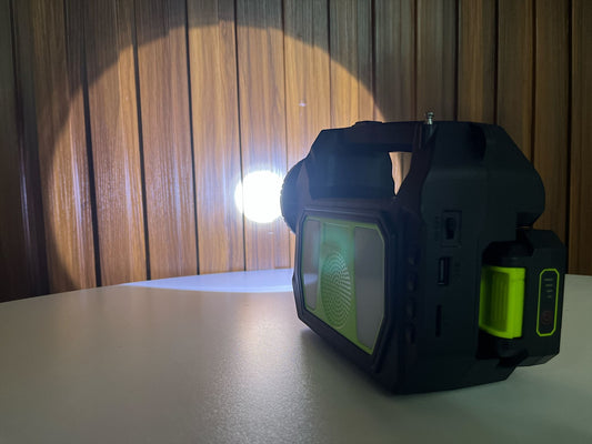 Foco + panel solar MOD: GD-C6