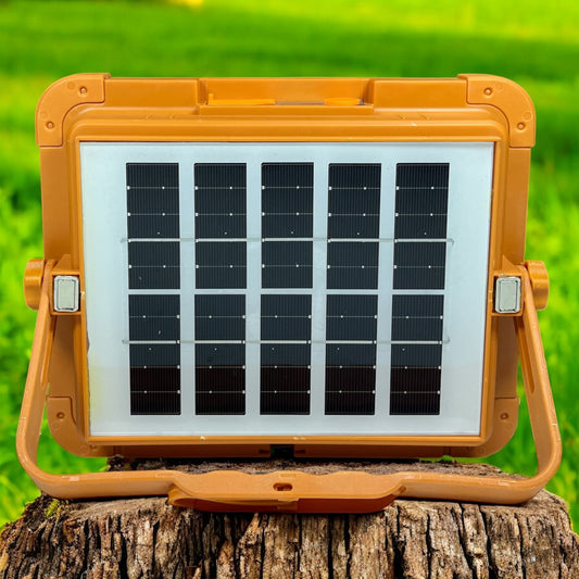 Foco solar y recargable